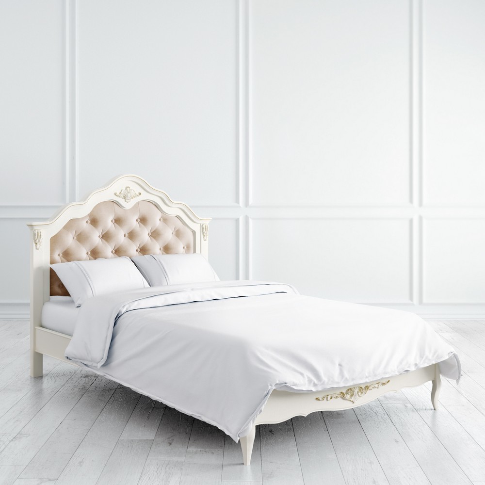 Кровать с мягким изголовьем 120*200 